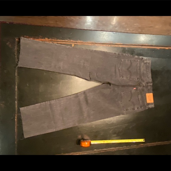 Black Levi Jeans - Wedgie  Strait- Size 27 - Picture 7 of 8